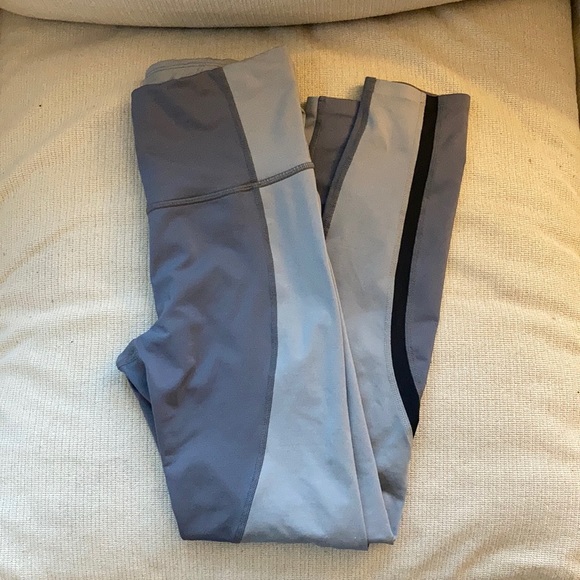 Athleta Pants - Athleta leggings
